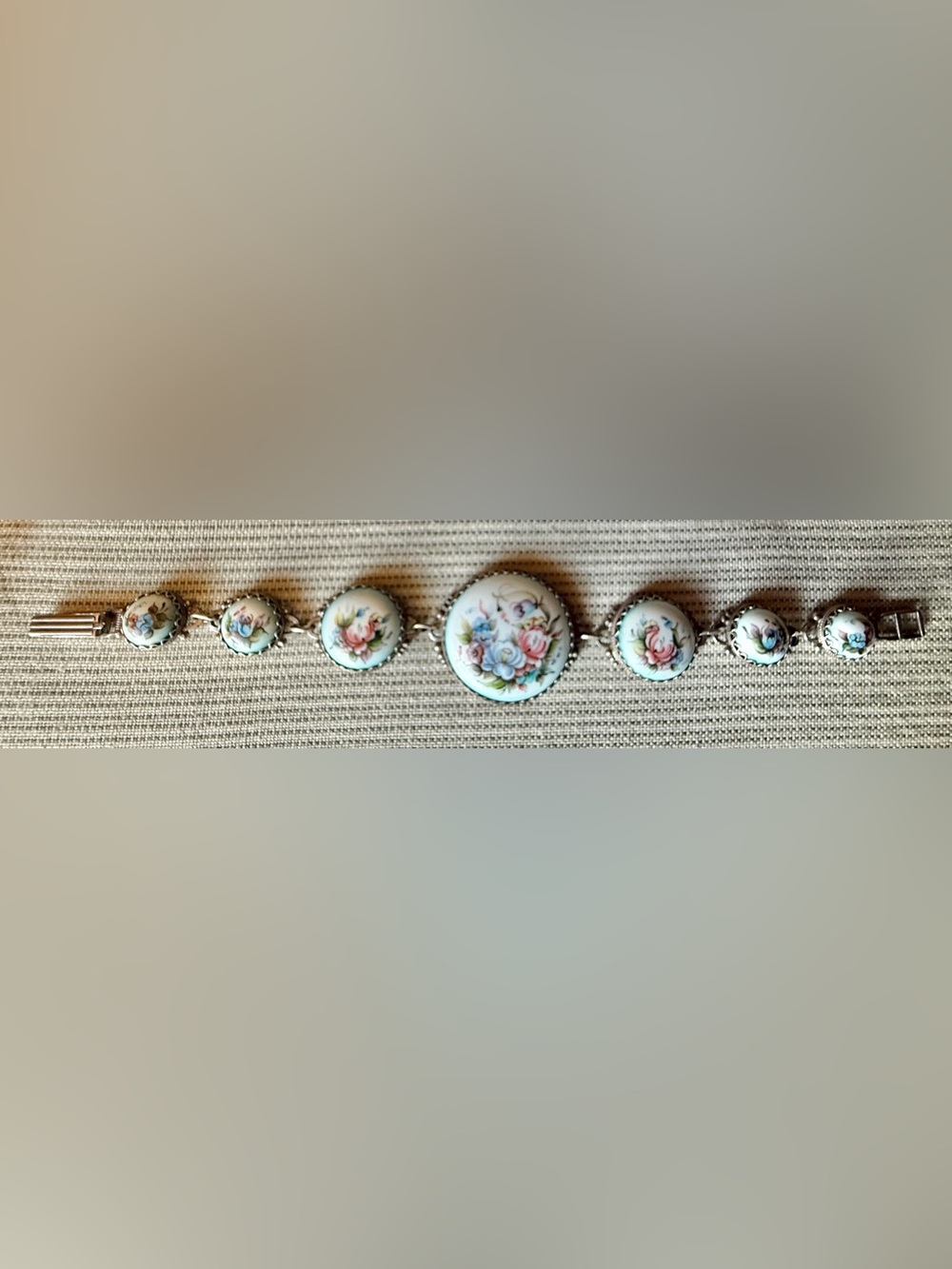 Finift Russian Handpainted Floral Ceramic & Silver tone vintage bracelet - Picture 12 of 13